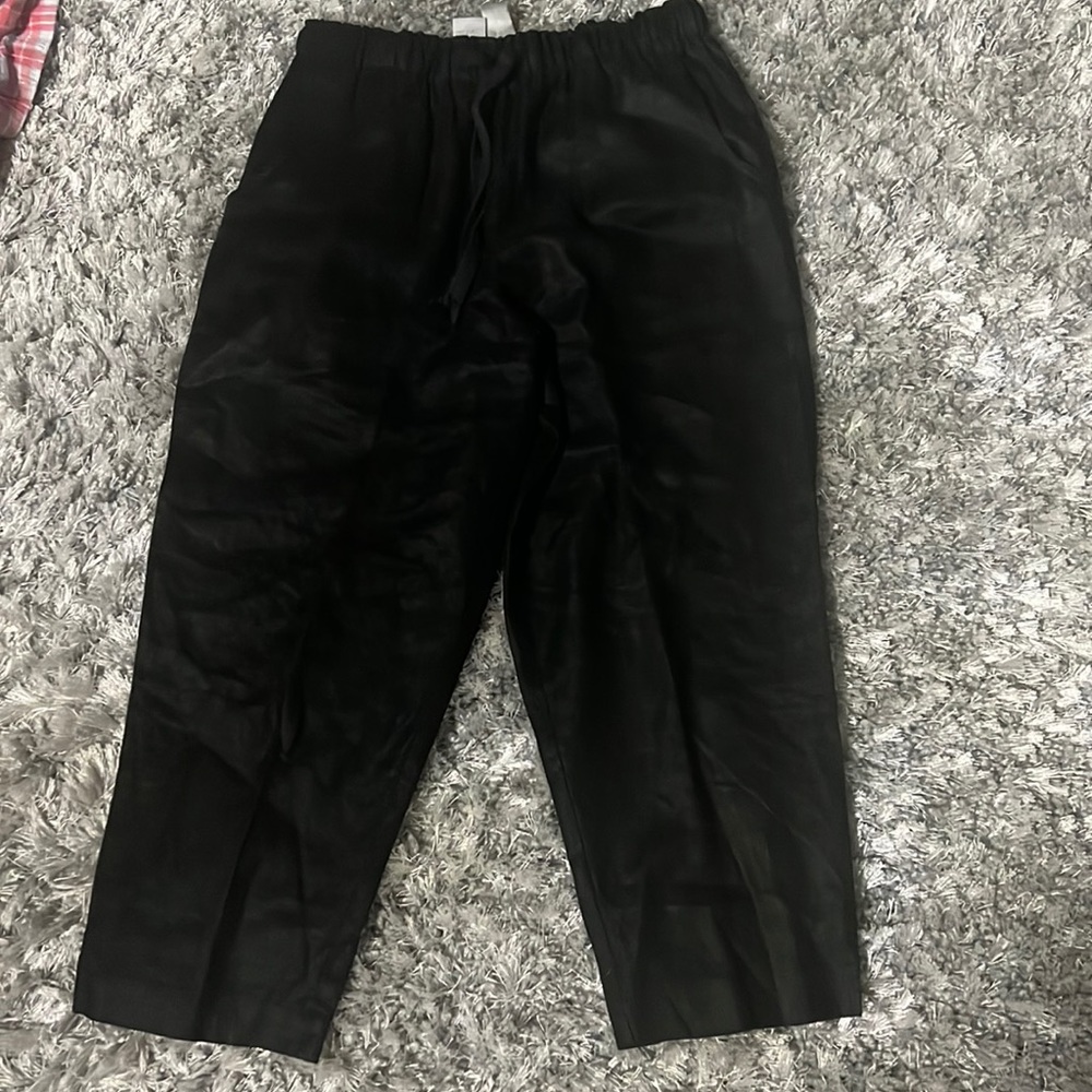 Jones New York sport black linen capris 8